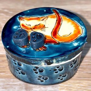 Cat trinket box jewelry holder kitty cat paw prints vintage earrings pin trinket